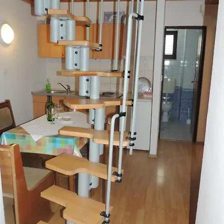 Travarevic - Two-bedroom Duplex Apartman